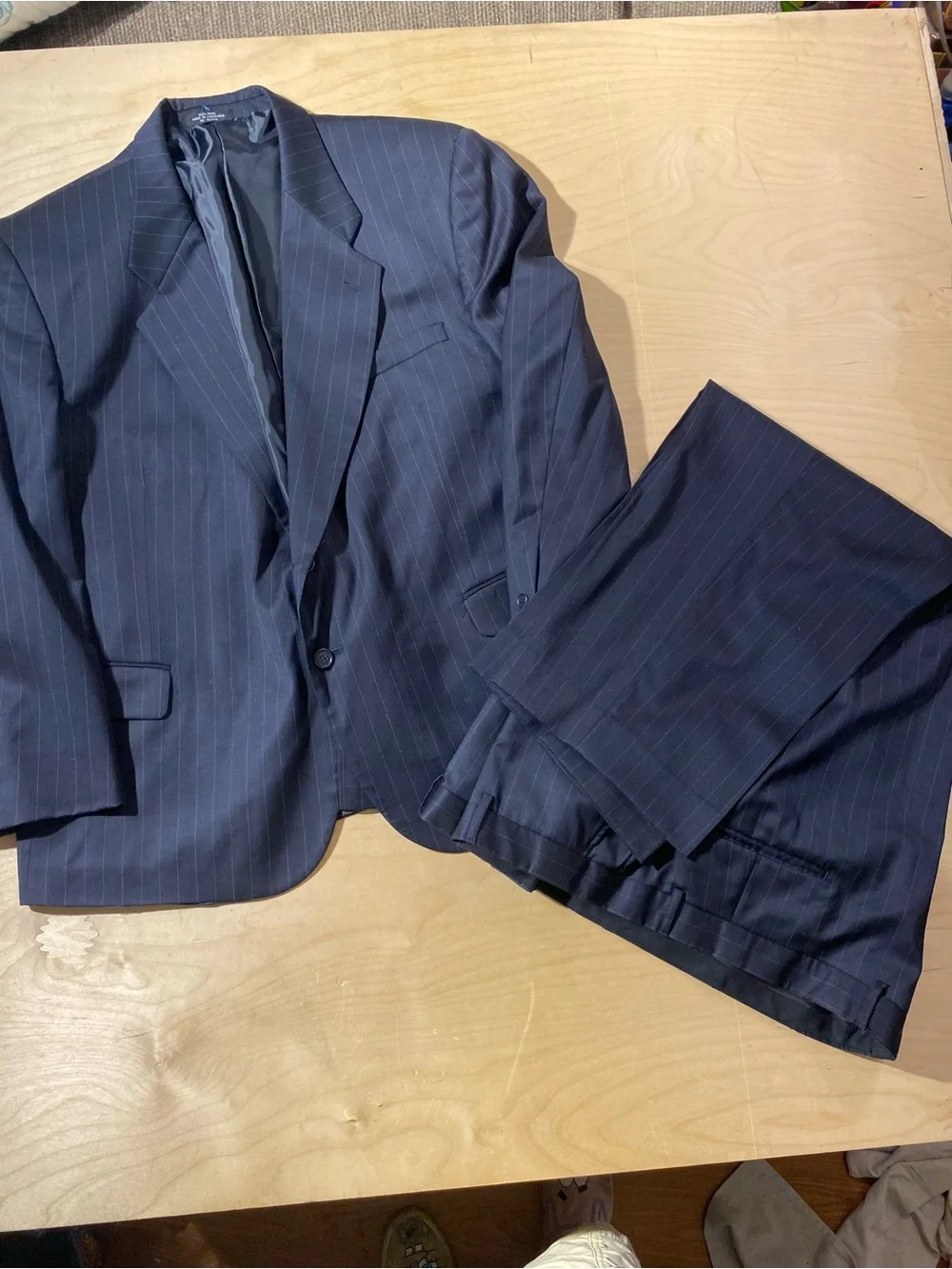 Oleg Cassini Men's Navy Pinstripe Suit Jacket & Pants - Classic Two-Piece 48 (SX